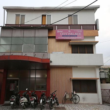 Oyo 6001 Hotel City Palace Dehradun Dış mekan fotoğraf