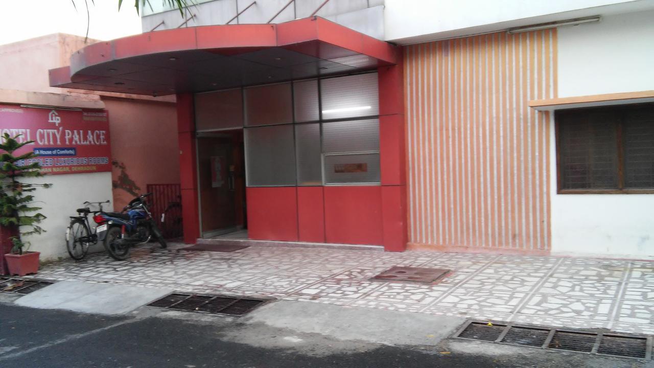 Oyo 6001 Hotel City Palace Dehradun Dış mekan fotoğraf