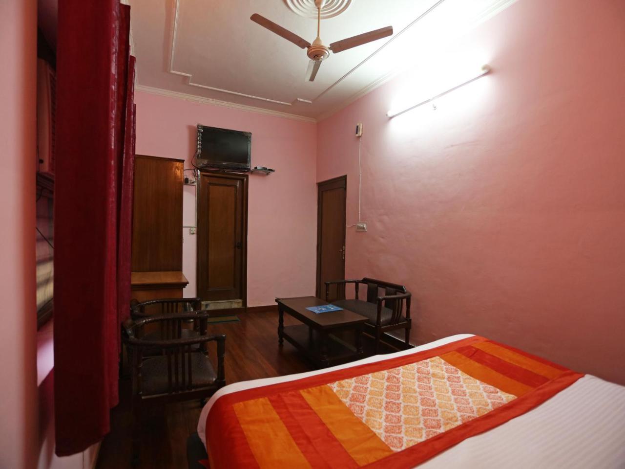 Oyo 6001 Hotel City Palace Dehradun Dış mekan fotoğraf